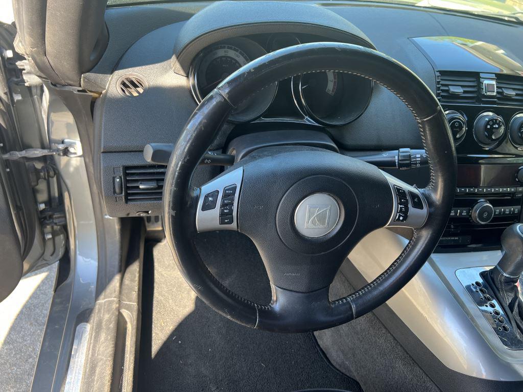 2007 Saturn Sky Turbo Convertible photo 2
