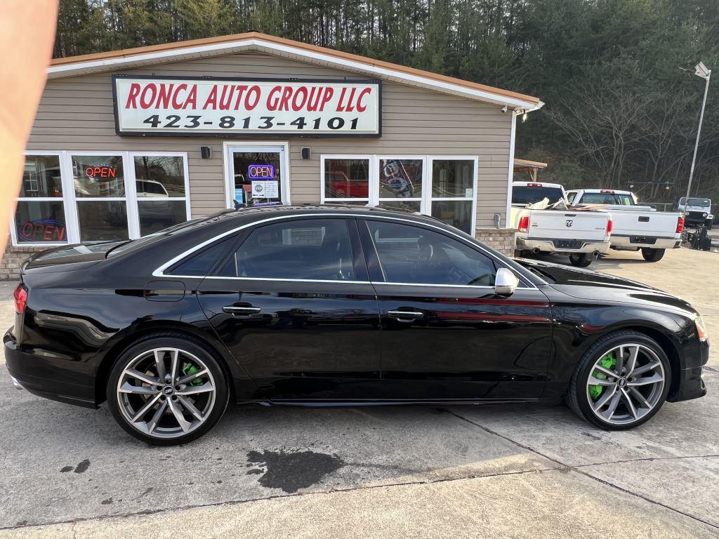 2016 Audi S8 Plus 4.0T Quattro photo 13