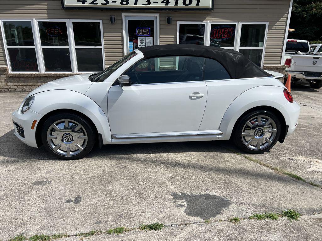 2014 Volkswagen Beetle TDI photo 7
