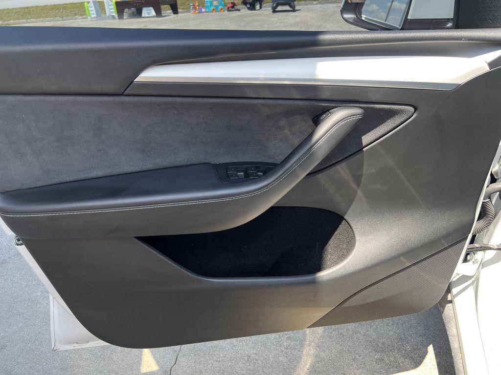 2022 Tesla Model Y Performance - Photo 15