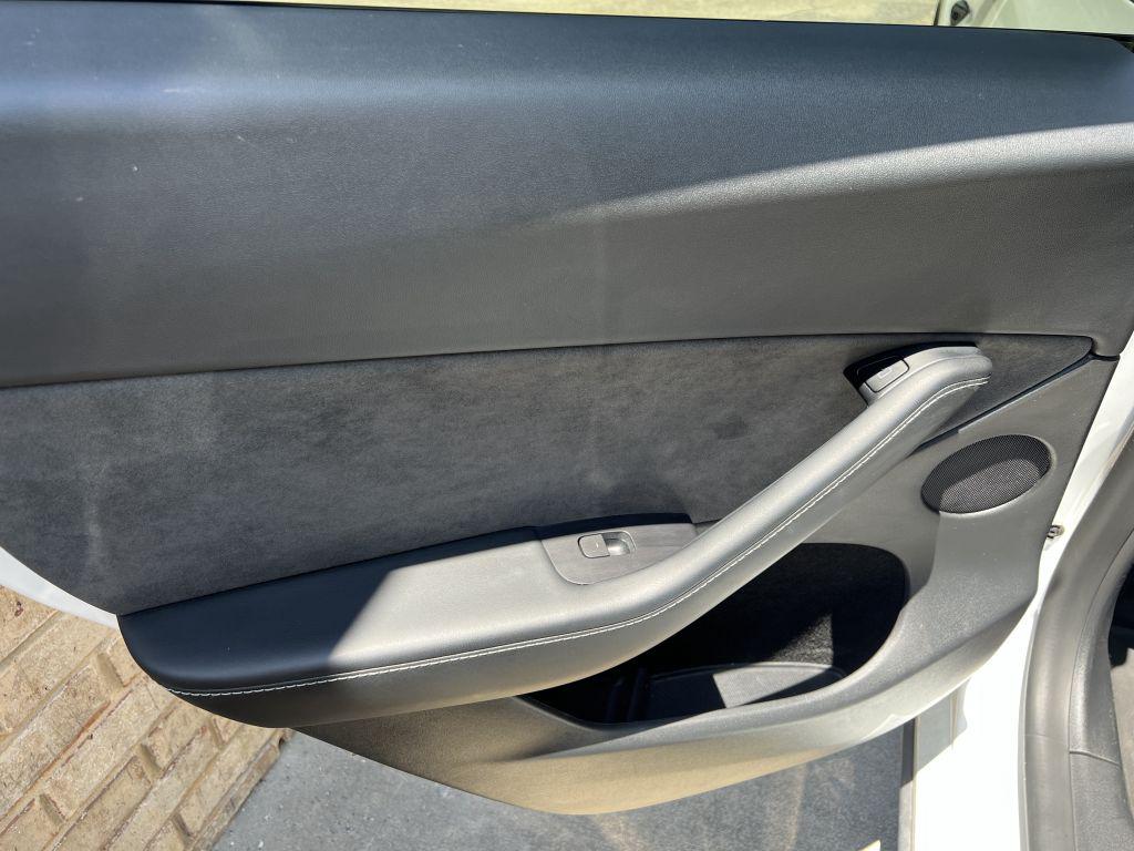 2022 Tesla Model Y Performance - Photo 23